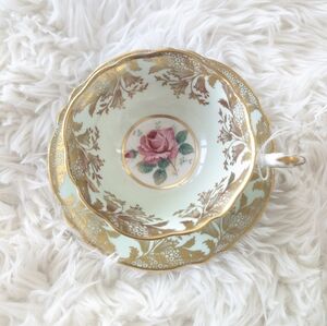 Paragon Double Warrant Heavy Gold trim teacup Saucer Set